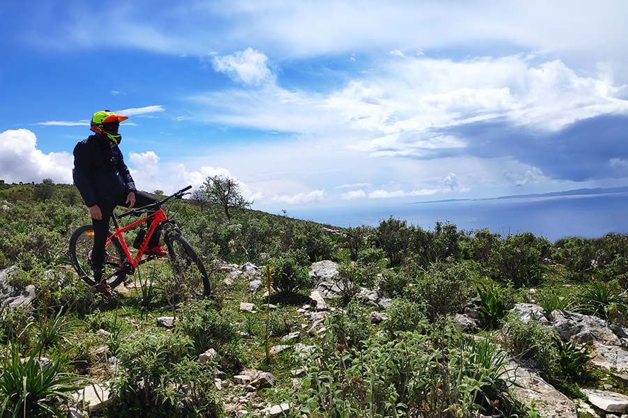 Anestos, Compass Outdoor Adventures